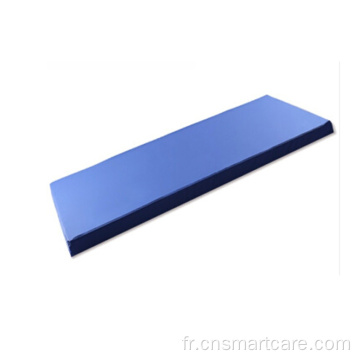 Matelas en mousse de lit de sable d&#39;hôpital médical avec bleu